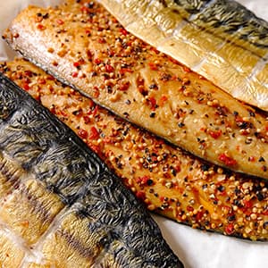 Makrillfilé Varmrökt Peppar